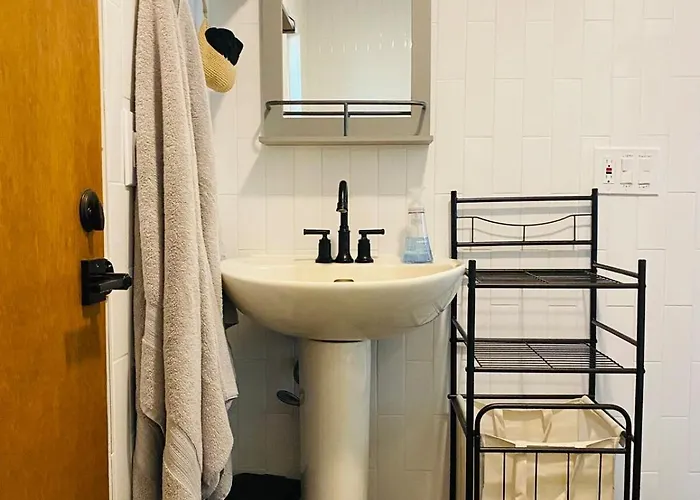 Domek alpejski Romantic Cottage! King Bed! Private Hottub! Uptown! Sedona